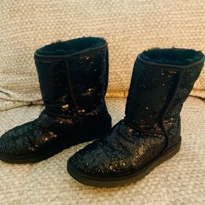 Black sequin UGG boots size 6